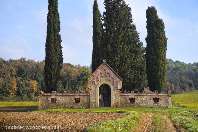 Vista general de l'Església de Santa Maria de Vilalleons