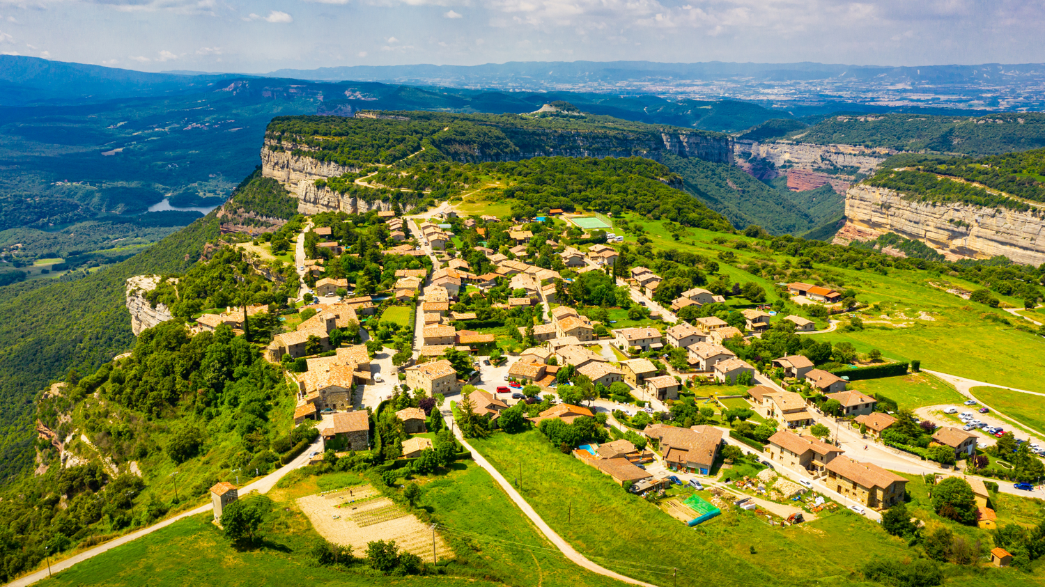 Vista arèa de Tavertet i Vall de Collsacabra
