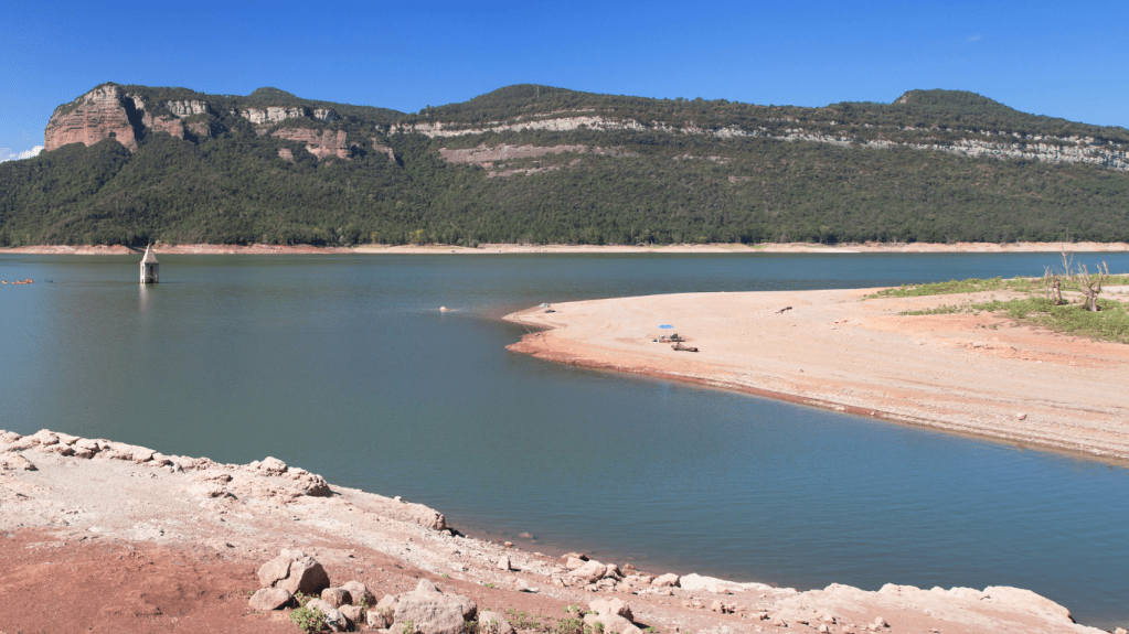 Vistes Pantà de Sau.